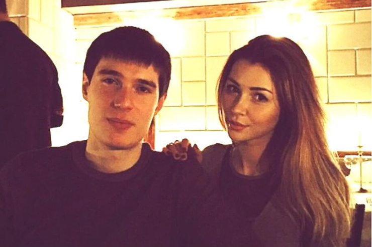 Previously, the girl met with the son of a millionaire Mansur Jamaldaev