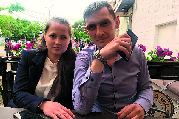 Голубые глаза, открытая улыбка — Влад влюбился в Гузель с первого взгляда Голубые глаза, открытая улыбка — Влад влюбился в Гузель с первого взгляда