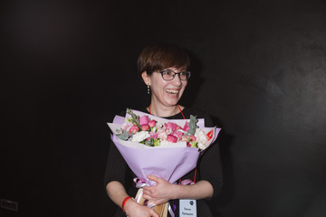 Елена Кравцова с букетом Flowwow