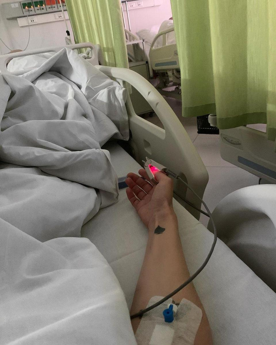 Рука с капельницей в больнице фото в больнице
