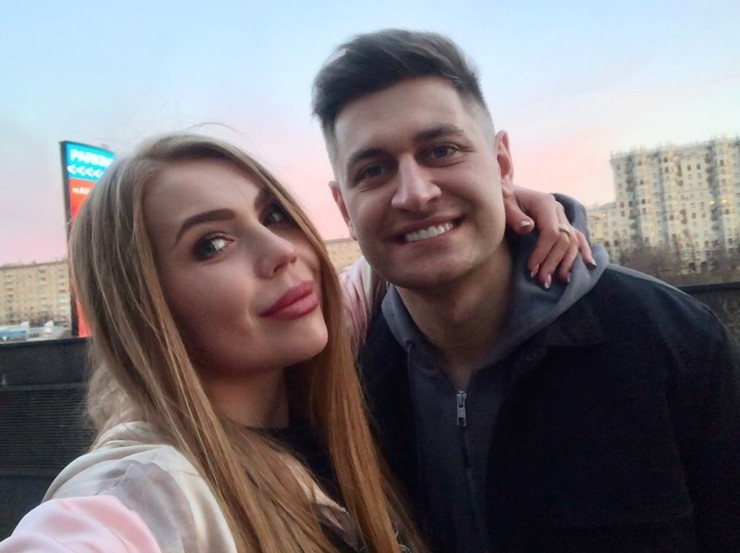 Карина Кросс и Дава Карина Кросс и Дава