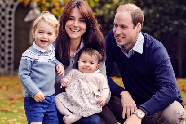 Принц Уильям с женой Кейт Миддлтон, сыном Джорджем и дочерью Шарлоттой 