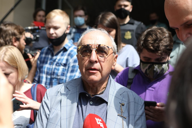 Александр Добровинский