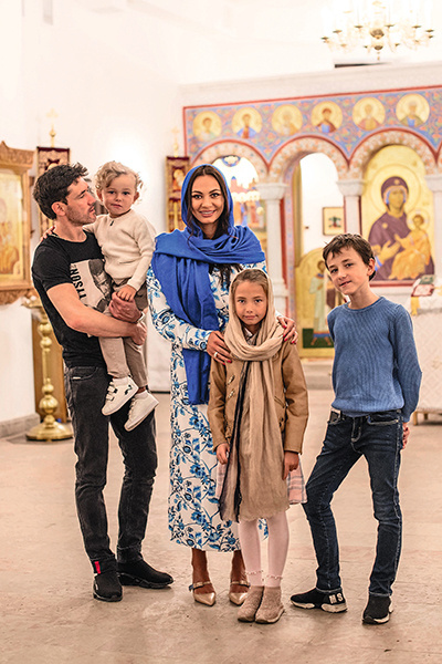 На таинстве присутствовали старшие дети пары — 10-летний Дима и 8-летняя Милана На таинстве присутствовали старшие дети пары — 10-летний Дима и 8-летняя Милана