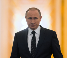 Фото прошедшего вечера: суровое лицо Путина при разговоре с Бастрыкиным о трагедии на Крымском мосте