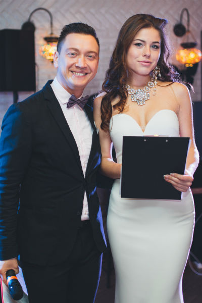 Ведущие Иван Кузьмичев и Екатерина Головкина - финалистка конкурса Miss Europe Ведущие Иван Кузьмичев и Екатерина Головкина - финалистка конкурса Miss Europe