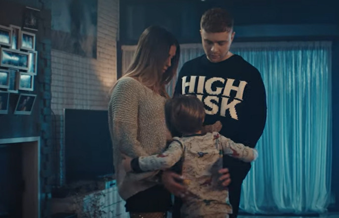 В клипе у Нюши и Крида есть сын! В клипе у Нюши и Крида есть сын!