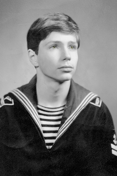 Асимов мечтал стать моряком