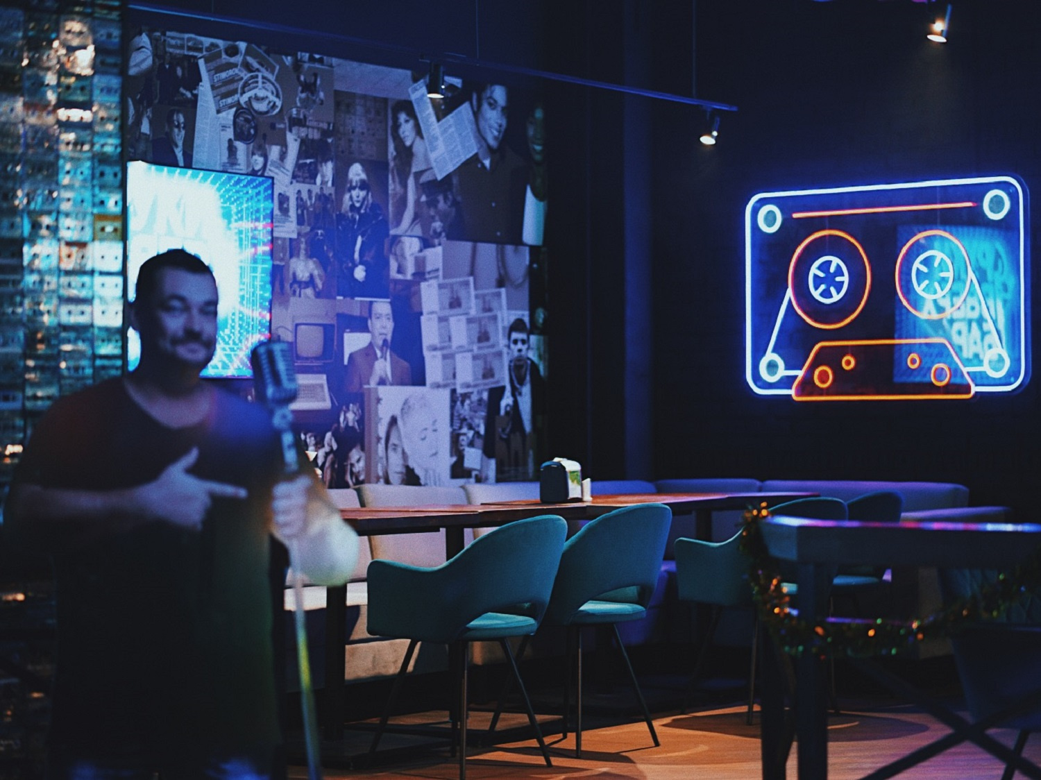 Если вы не едете в «Руки ВВерх! Бар», то бар едет к вам