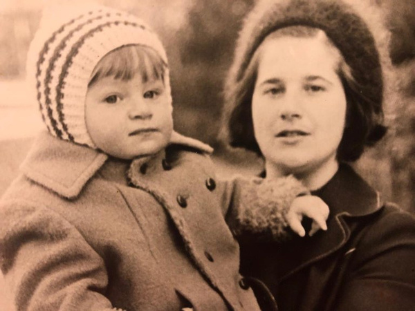 Мама Дмитрия всегда верила, что его ждет большое будущее Мама Дмитрия всегда верила, что его ждет большое будущее