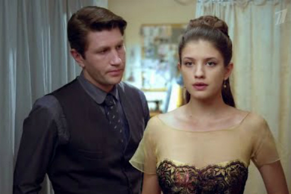 В сериале «Оттепель» Евгений сыграл закройщика В сериале «Оттепель» Евгений сыграл закройщика
