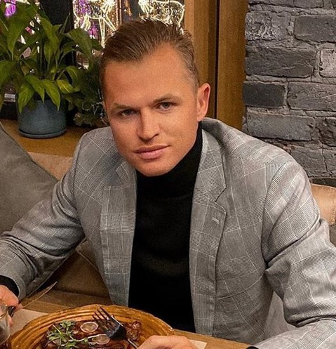 Дмитрий Тарасов Дмитрий Тарасов