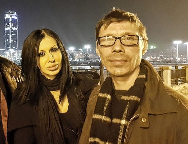 Ранее артиста во всех начинаниях поддерживала жена, но в последние годы он был одинок Ранее артиста во всех начинаниях поддерживала жена, но в последние годы он был одинок