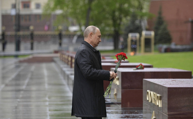 Президент России призывает весь мир помнить про уроки войны