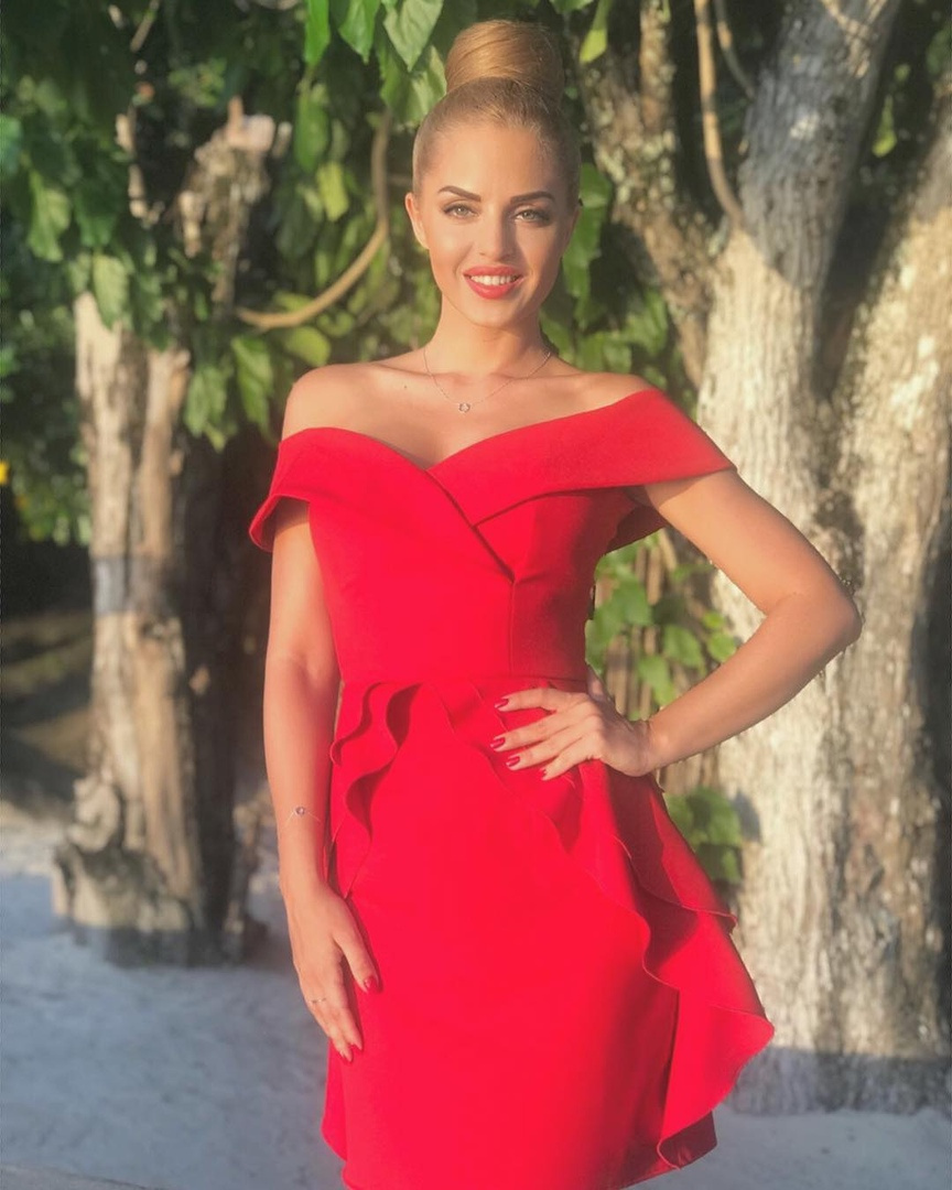 Юлия Ефременкова Фото