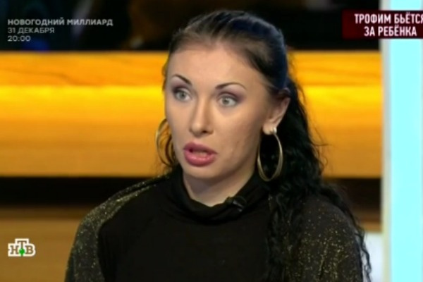 Ольга требует от бывшего мужа алименты Ольга требует от бывшего мужа алименты