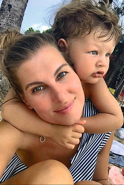 После избиения Лиза с сыном Марселем на месяц улетела в Таиланд