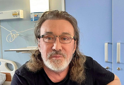 Вакцинированные ранее Буйнов и Кузьмин госпитализированы с коронавирусом 