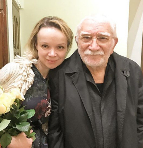 Армен Джигарханян и Виталина Цымбалюк-Романовская Армен Джигарханян и Виталина Цымбалюк-Романовская