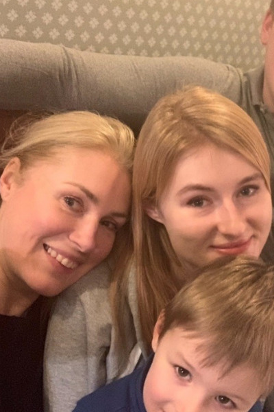 Мария и Анна помирились после долгого конфликта Мария и Анна помирились после долгого конфликта