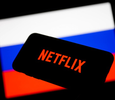 Как теперь оплатить Netflix, если он приостановил работу в России