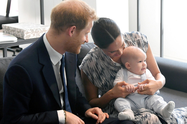 15 милых фото принца Арчи или как живет самый обсуждаемый ребенок Великобритании