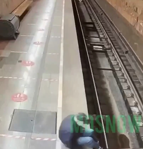 Во время трагедии мужчина был один на вокзале