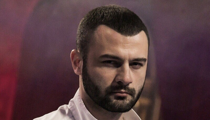 Участница Школы экстрасенсов разделась перед Константином Гецати