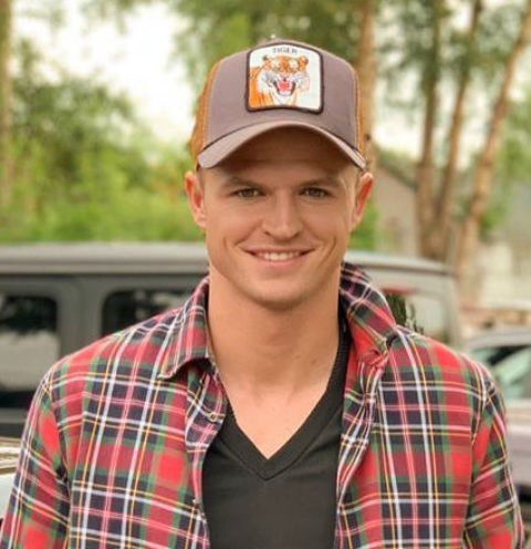 Дмитрий Тарасов Дмитрий Тарасов
