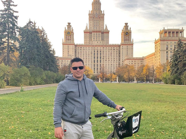 Алексей Кабанов пока не пробует себя в сольном творчестве Алексей Кабанов пока не пробует себя в сольном творчестве