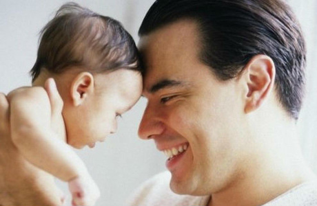 Отцы-молодцы: 25 самых лучших звездных пап | StarHit.ru
