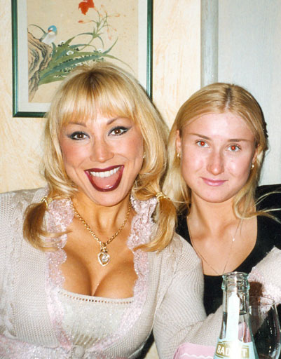 Маша Распутина с дочкой Лидой