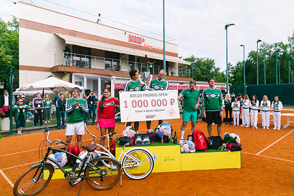 Награждение победителей турнира BoscoFriendsOpen Награждение победителей турнира BoscoFriendsOpen