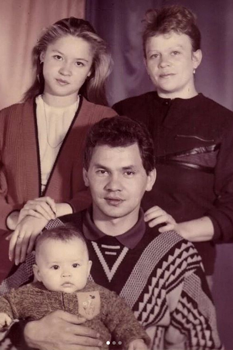 В браке с Ириной Антипиной у Шойгу родились две дочери