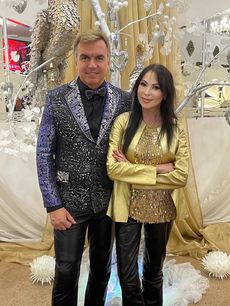 Марина Хлебникова с другом, автором хитов и певцом Дмитрием Чижовым