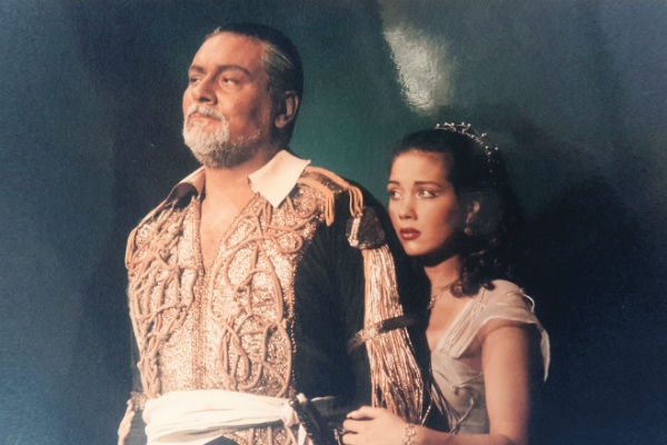 Одна из первых ролей в театре – Дездемона в спектакле «Отелло», начало 2000-х