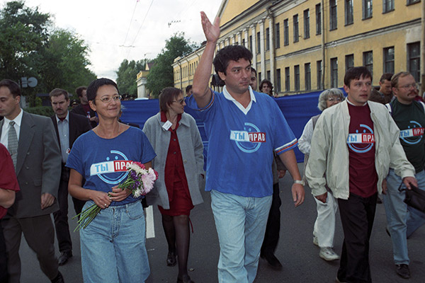 С Борисом Немцовым и активистами «Союза правых сил»