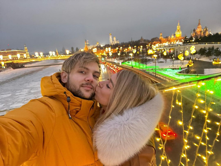 Поклонников Ермаковой смутила большая разница в возрасте пары Поклонников Ермаковой смутила большая разница в возрасте пары