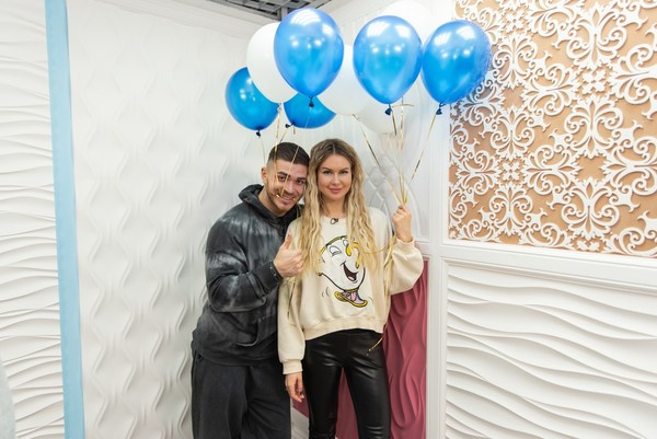 Роман и Марина женаты с 2019 года Роман и Марина женаты с 2019 года