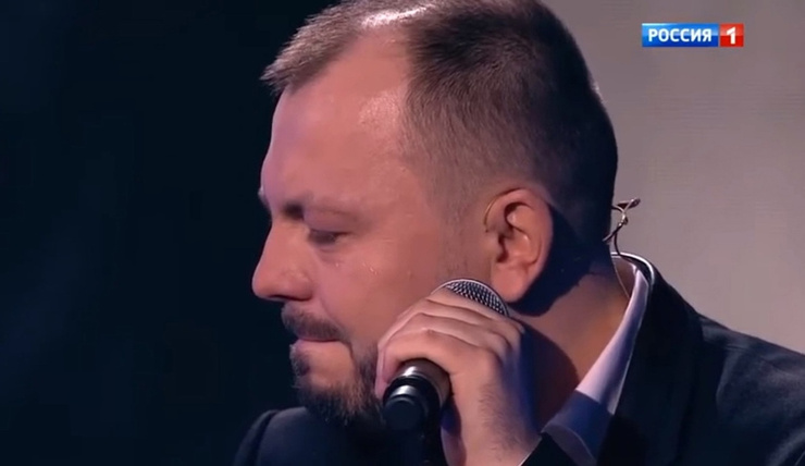 Артист посвятил жене трогательную песню Артист посвятил жене трогательную песню