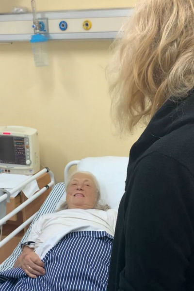 Дочь уверена, что скоро Федосеева-Шукшина выйдет из больницы Дочь уверена, что скоро Федосеева-Шукшина выйдет из больницы