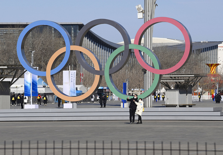 Объявлены знаменосцы сборной России на церемонии открытия Олимпиады-2022 в Пекине