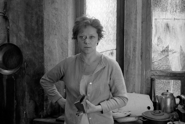 Алиса Фрейндлих снималась в картине Андрея Тарковского «Сталкер» Алиса Фрейндлих снималась в картине Андрея Тарковского «Сталкер»