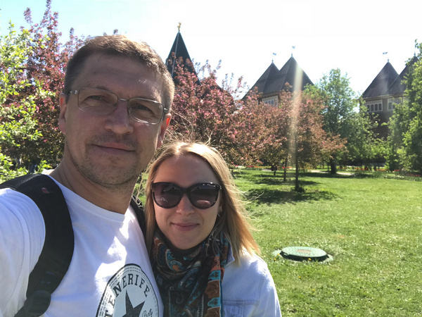 Дмитрий Орлов опубликовал фото с женой после того, как узнал о своей предполагаемой госпитализации