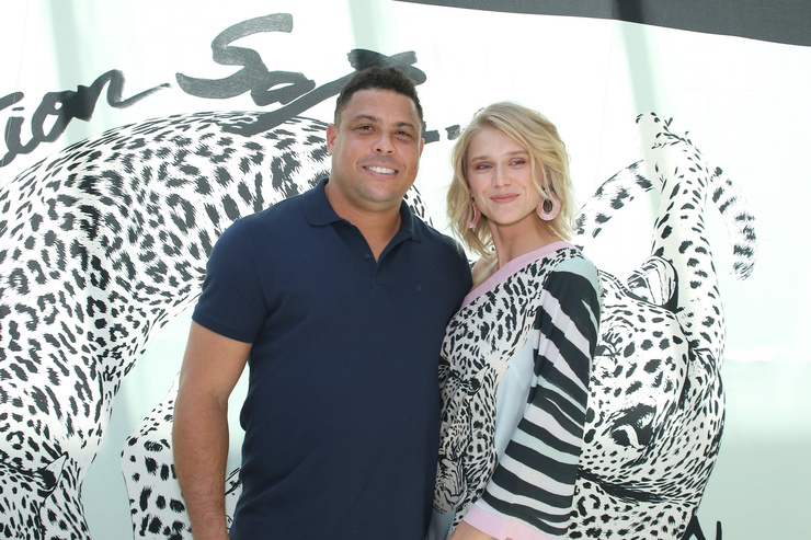Haters joke that Selina Loks is much slimmer than her companion