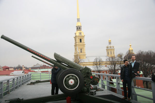 Общество: Ник Вуйчич выстрелил из пушки Петропавловской крепости – фото №5 Общество: Ник Вуйчич выстрелил из пушки Петропавловской крепости – фото №5
