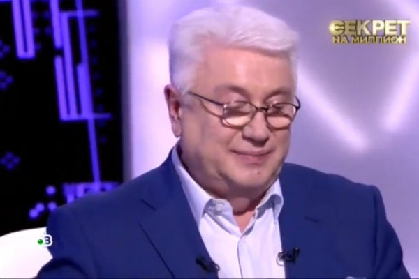 Артисту тяжело вспоминать про смерть близких Артисту тяжело вспоминать про смерть близких
