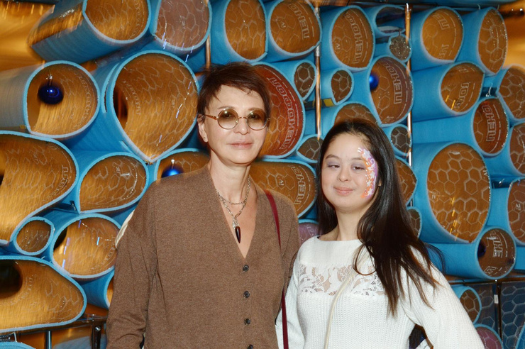 Ирина Хакамада с дочерью Машей 