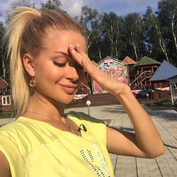 Марина с трудом выносит травлю в проекте Марина с трудом выносит травлю в проекте