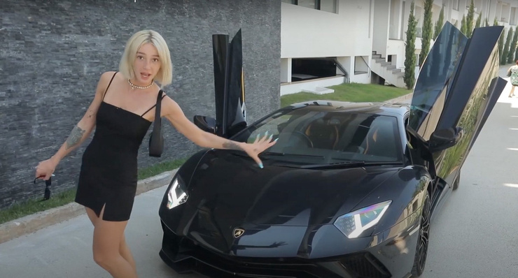 Спорткар Lamborghini Aventador стоит 25 миллионов долларов 